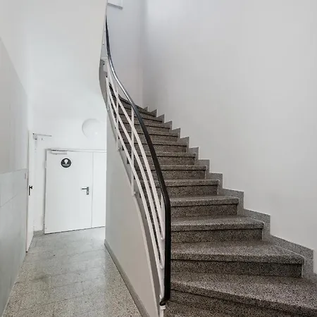 Numa Frankfurt Blau