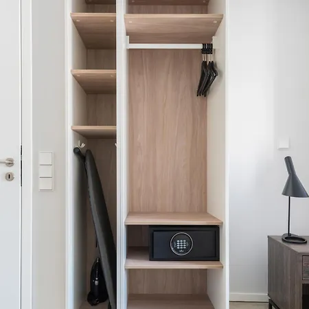 מלון דירות Numa Frankfurt Blau 4*