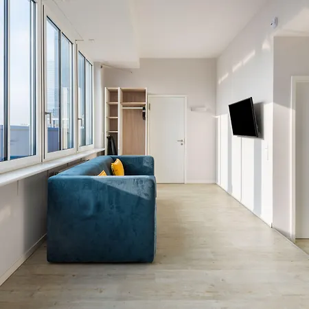 Numa Frankfurt Blau 4*