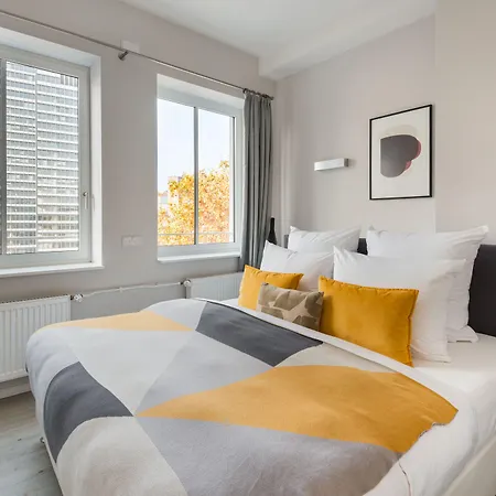 Apart Otel Numa Frankfurt Blau 4*