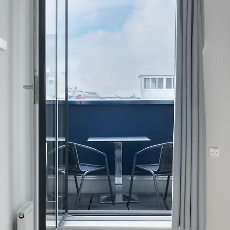 Numa Frankfurt Blau 美因河畔法兰克福
